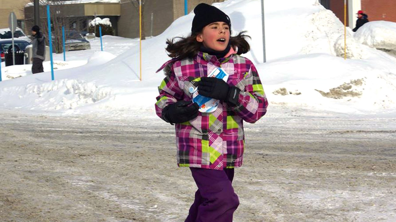 Anne Bourret gagnante course 1 km.