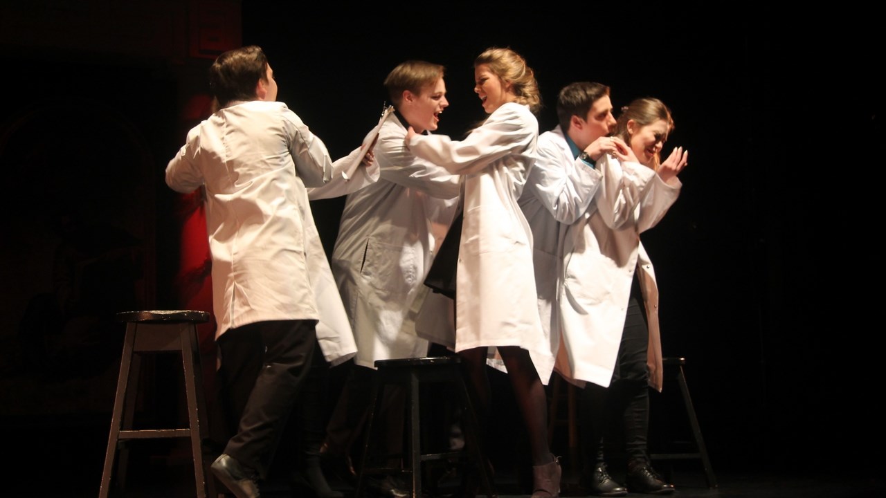 Questions existentielles sur la mort avec la troupe de théâtre « L’Épisode »