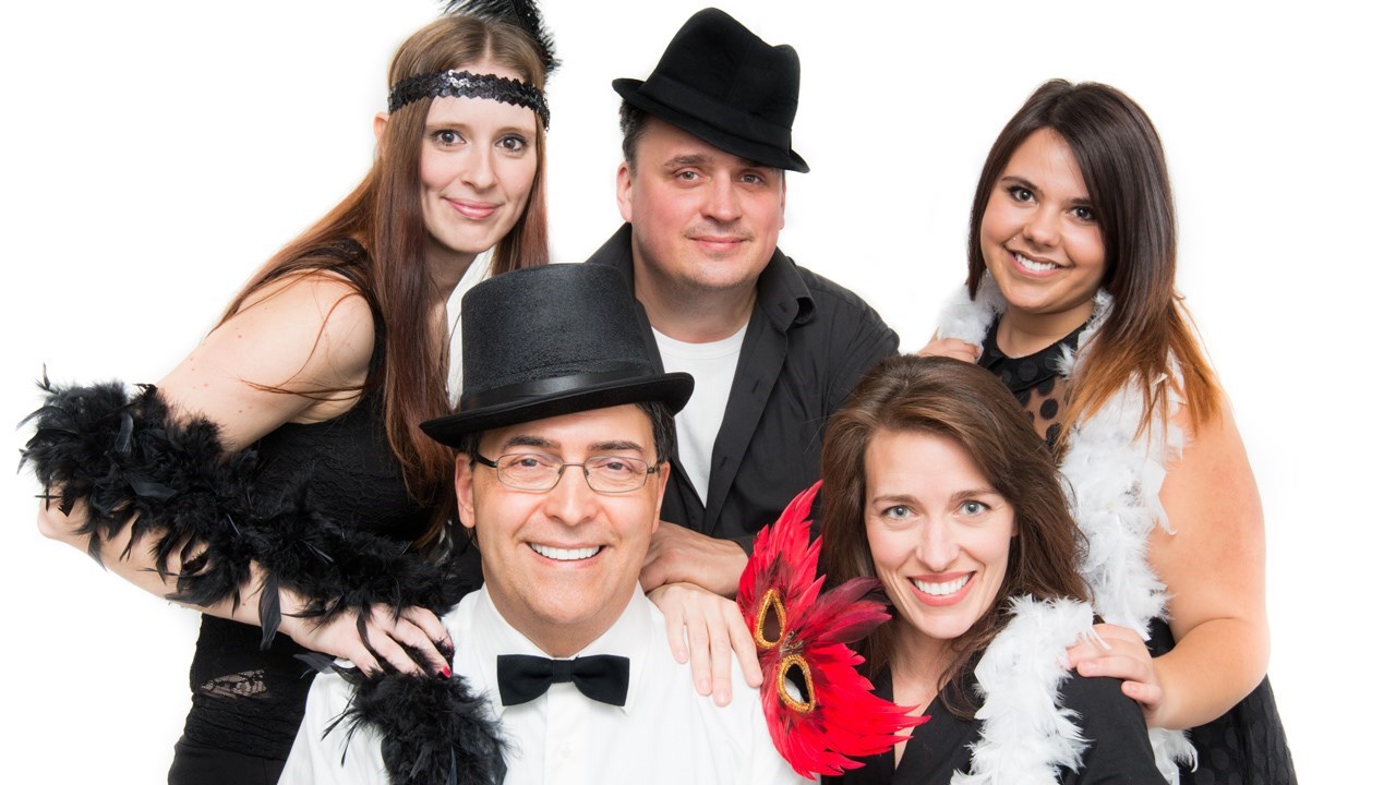 La distribution était composée de Marie-Claude Bolduc, Sarah Fortin, Nancy Labonté, Bruno Landry ainsi que de Stéphane Quirion.