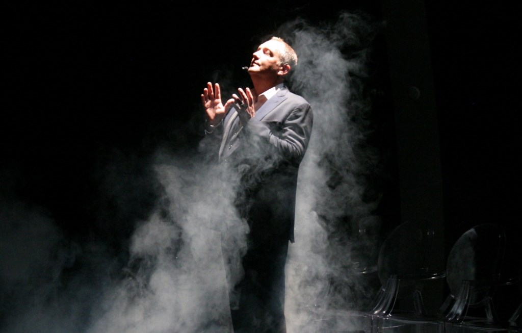 Messmer fascine les Beaucerons avec son spectacle Intemporel