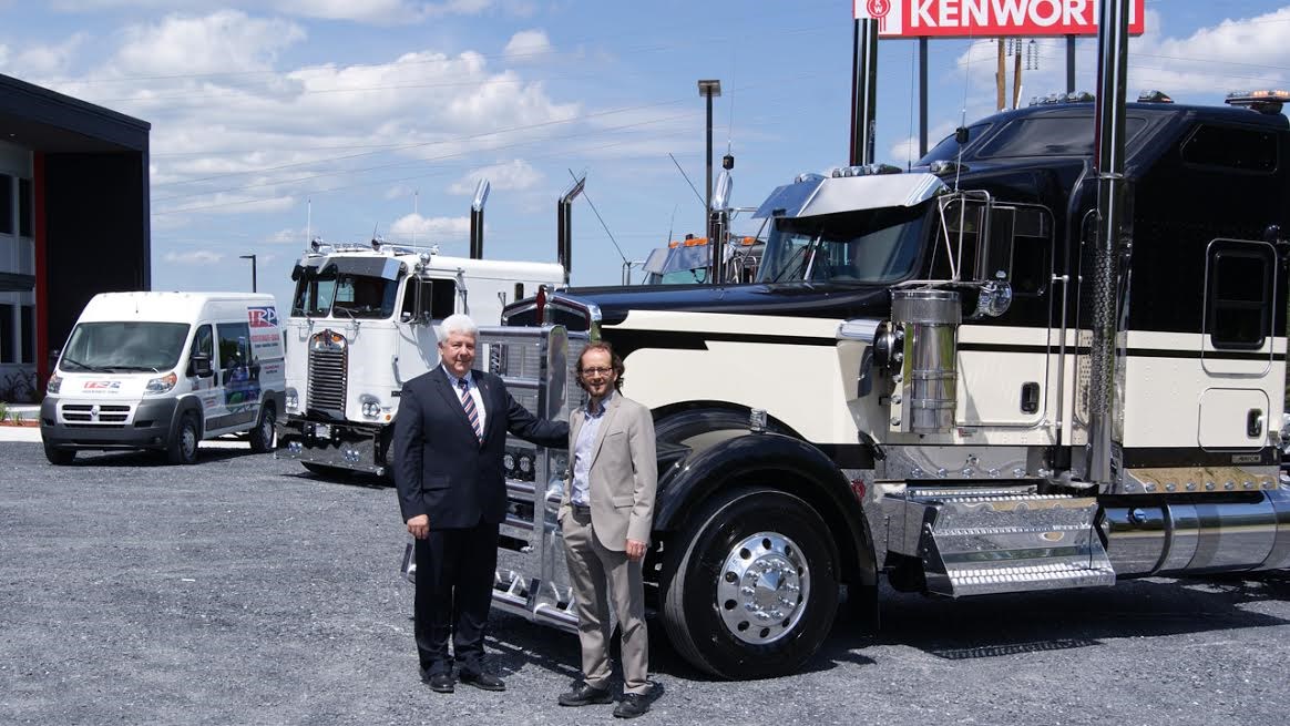 Kenworth inaugure sa nouvelle succursale à Saint-Georges