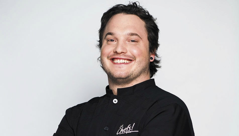 Elliot Paris