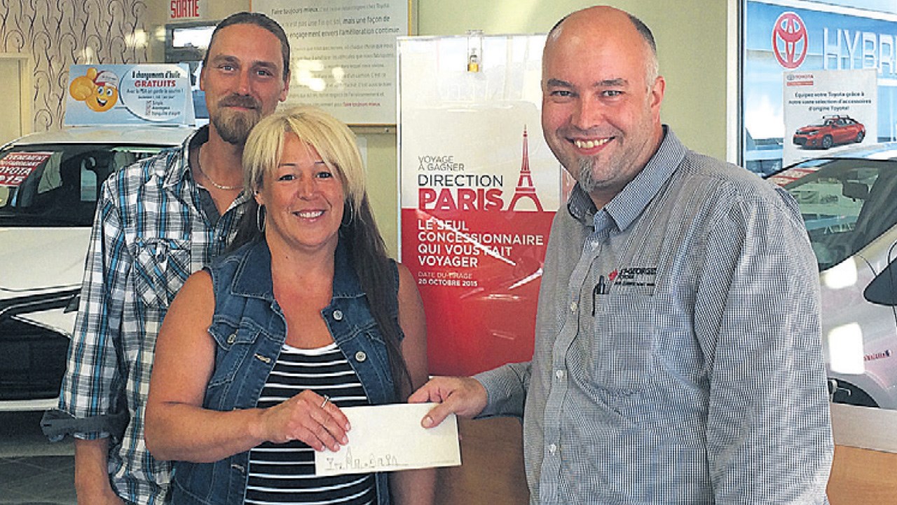 St-Georges Toyota présente ses finalistes du mois de juillet pour le concours « Direction Paris »