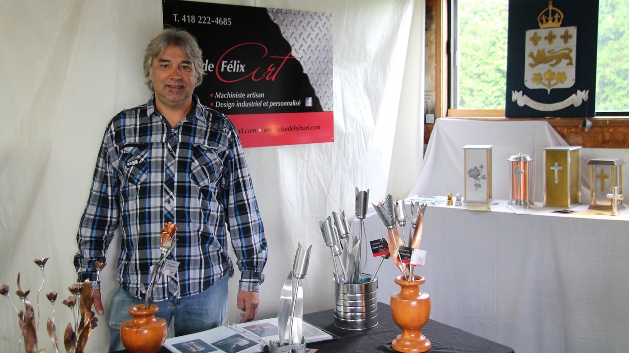 Claude-Félix Pomerleau, spécialiste dans l'usinage artisanale, ouvrait ses portes aux visiteurs dans le cadre de la Belle Tournée.