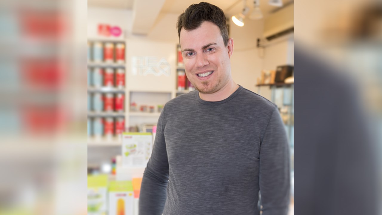 Le propriétaire des Fournitures de Beauce, Mathieu Simonneau, offre de nombreuses promotions à ses clients pour souligner l'événement.