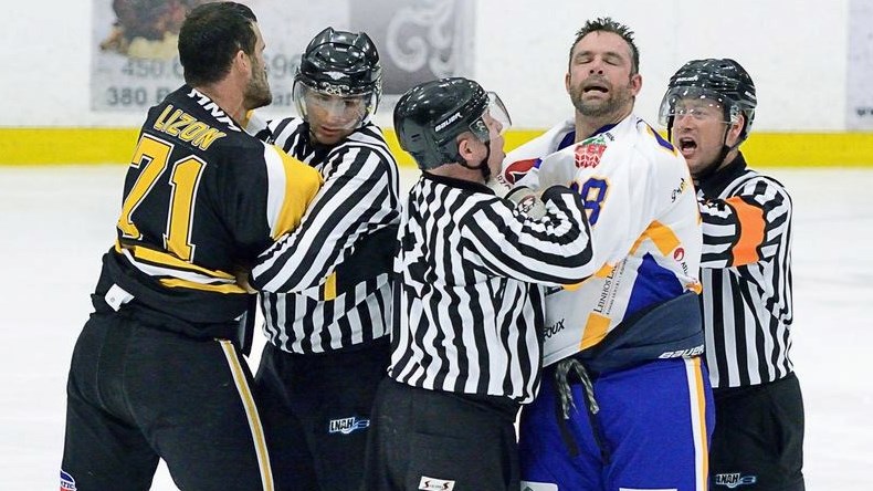Les amateurs qui souhaitaient un deuxième duel entre Erick Lizon et Joël Thériault devront attendre plus tard cette saison.
