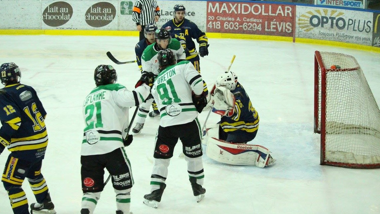 Le Giovannina l'a emporté 7-5 à Montmagny vendredi dernier.