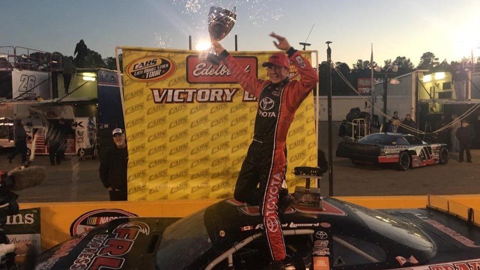 Raphaël Lessard est sans surprise le champion de la série CARS Super Late Model