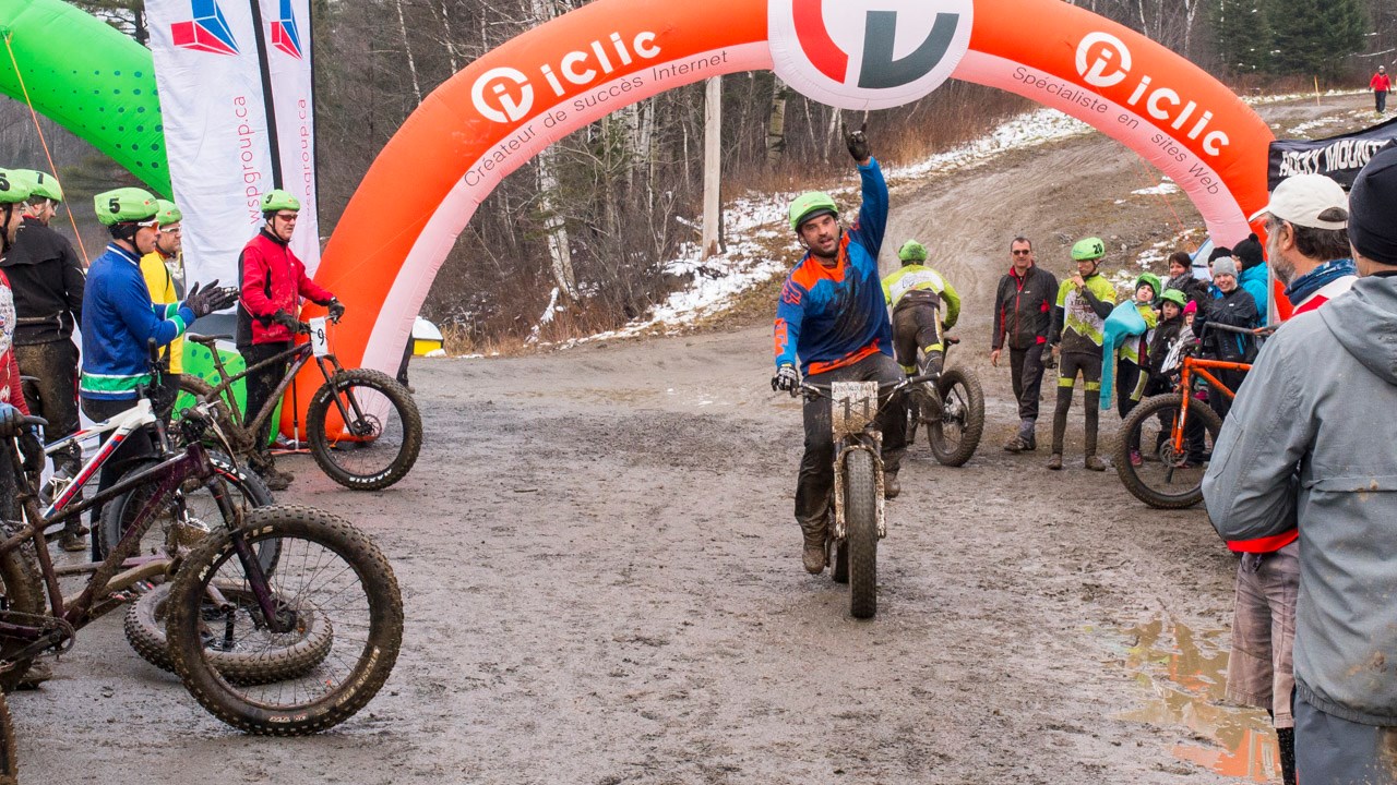 L'équipe Spinning de Beauce a terminé en tête de la classe A, avec un temps de parcours d'à peine 1h40.