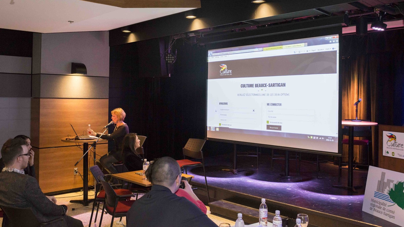 Hier soir, déjà 80 représentants du milieu artistique de la Beauce étaient présents sur le site internet.