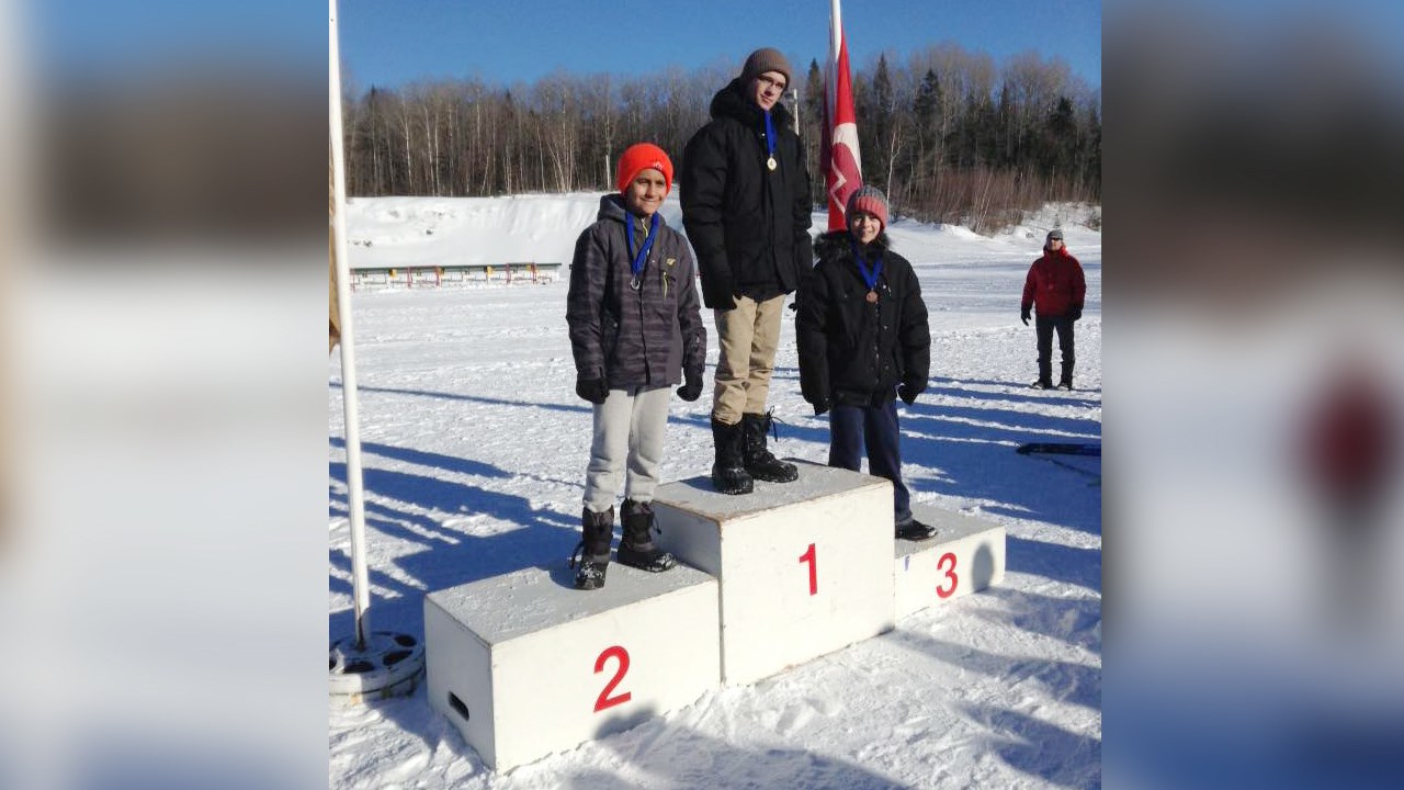 À la Coupe Québec, Darik Larouche, Metias Leharani et Olivier Caron ont respectivement remporté les médailles d’or, d’argent et de bronze dans leur catégorie chez les garçons. 