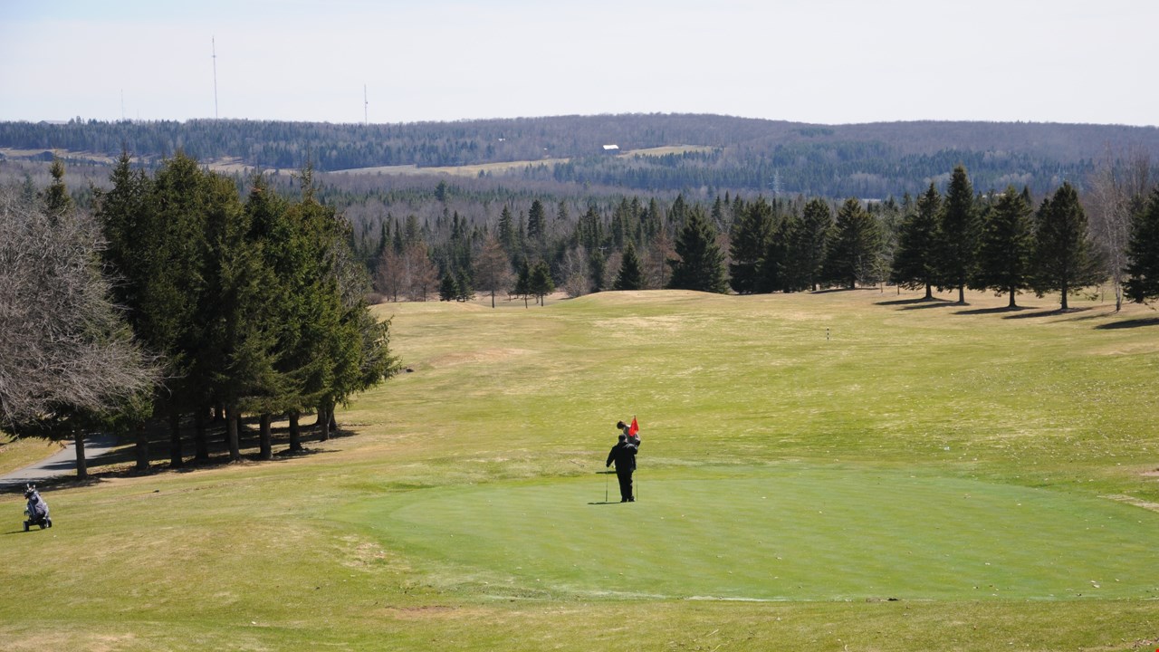 Le Club de golf de Beauceville développe un service d'hébergement appelé la Cache du golf