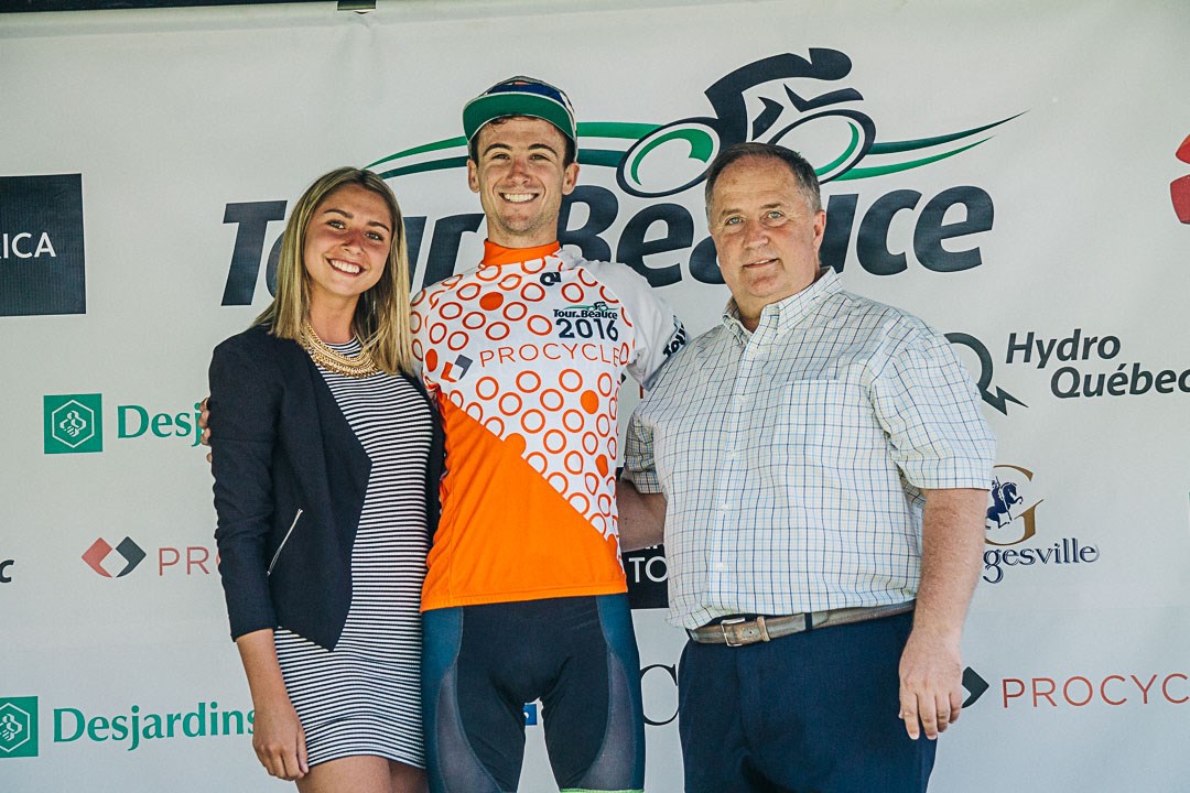 Robert Squire remporte le maillot à pois en compagnie de Paul Busque