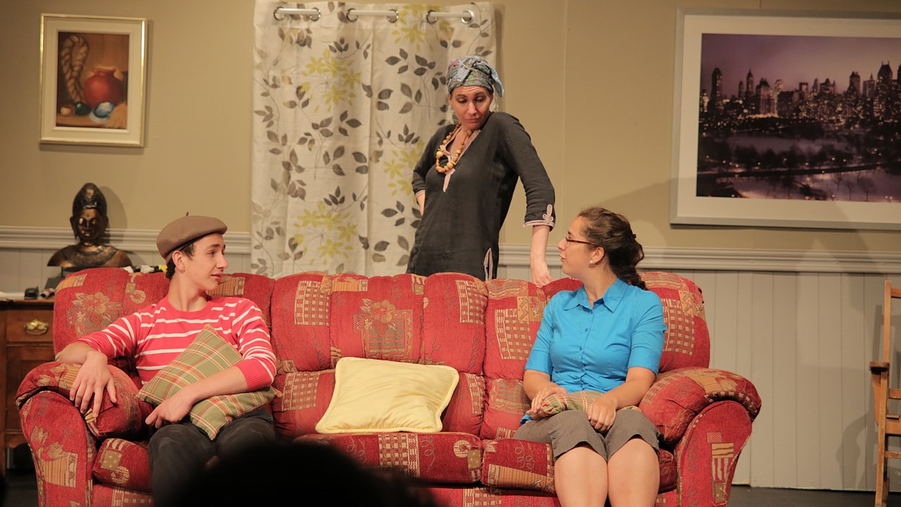 Le Théâtre du Ganoué amorce en force sa saison 2016 avec la pièce « Chambres à louer! »