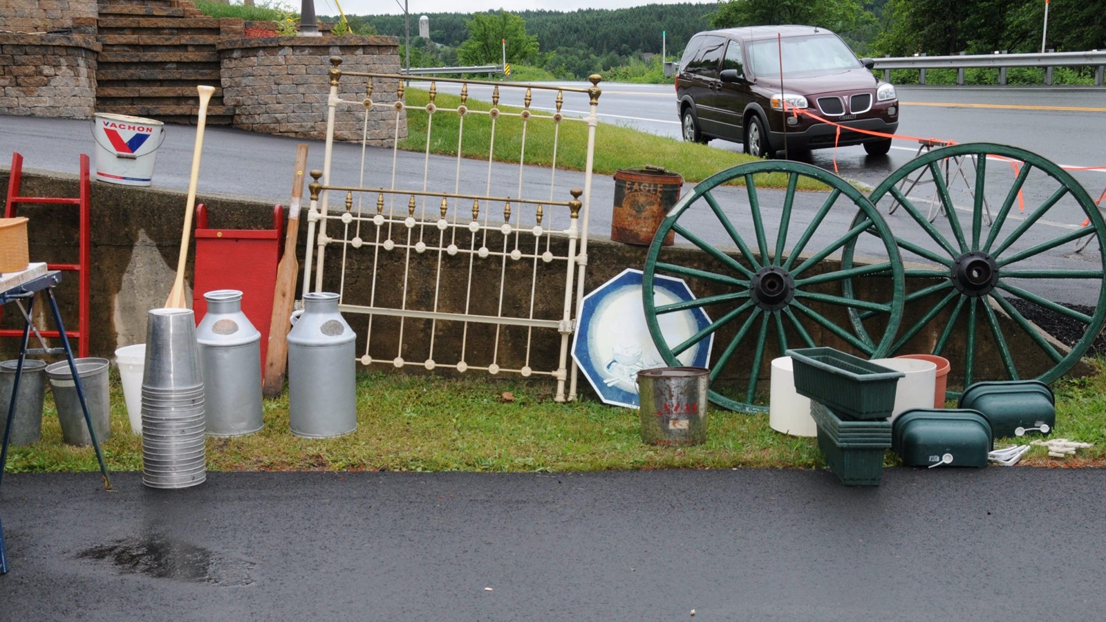 La pluie n'a pas empêché Beauceville de procéder à sa vente de garage