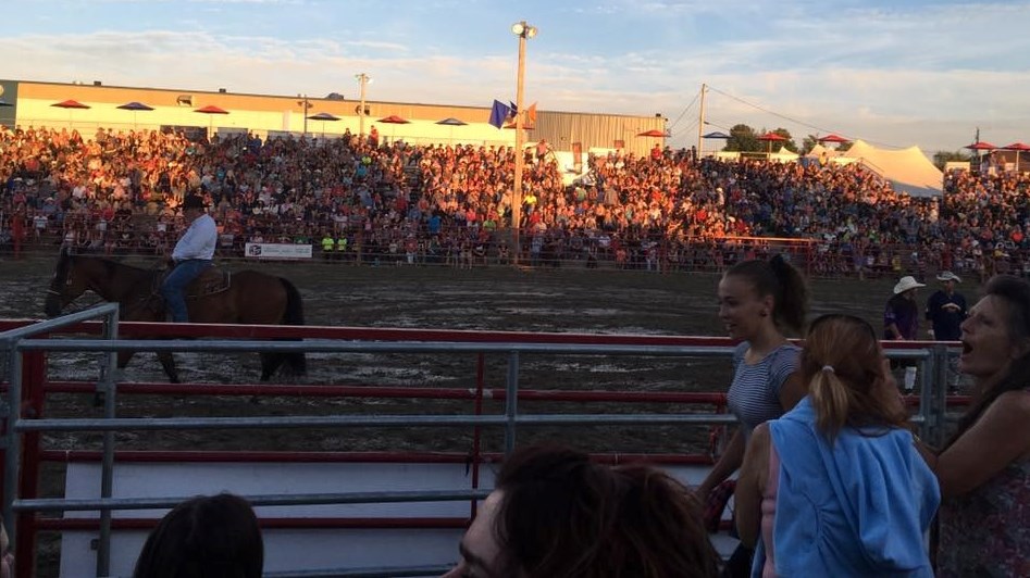 Bob Bissonnette et les rodéos attirent une masse de spectateurs à Saint-Victor
