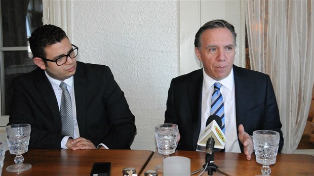 « L’hémorragie libérale se poursuit en matière d’emplois au Québec » — François Legault