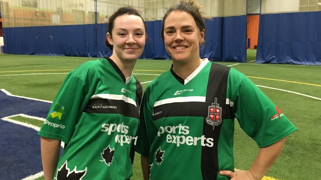 Karolane Bourque et Isabelle Poulin de l'équipe sénior