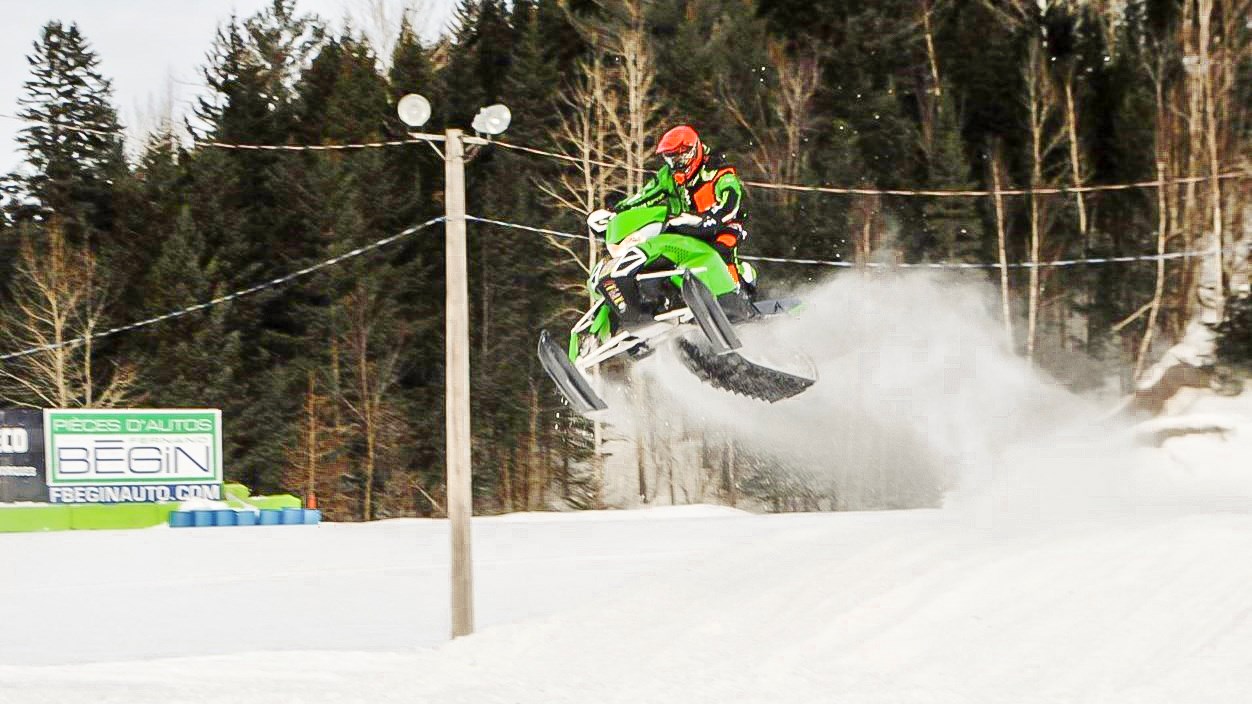 Déjà 125 inscriptions pour l'événement de snocross de la série SCMX Québec à l'Autodrome Chaudière.