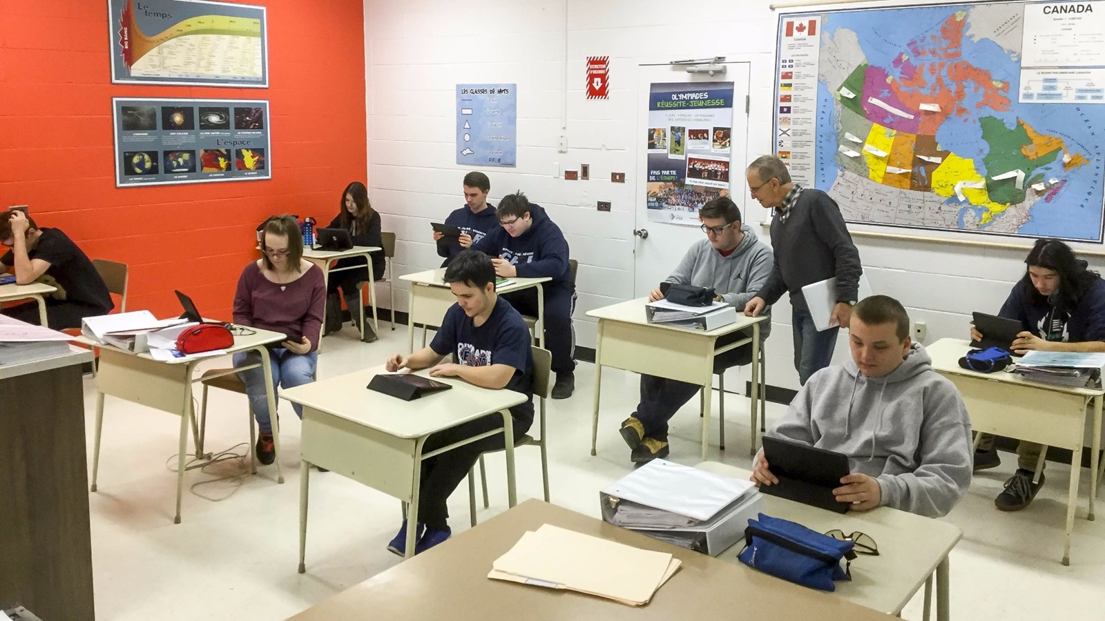 Les élèves du CFER de Sainte-Marie ont reçu une initiation à la twittérature, autrement dit l'exercice de style imposé par le célèbre réseau social avec sa limite de 140 caractères par message.