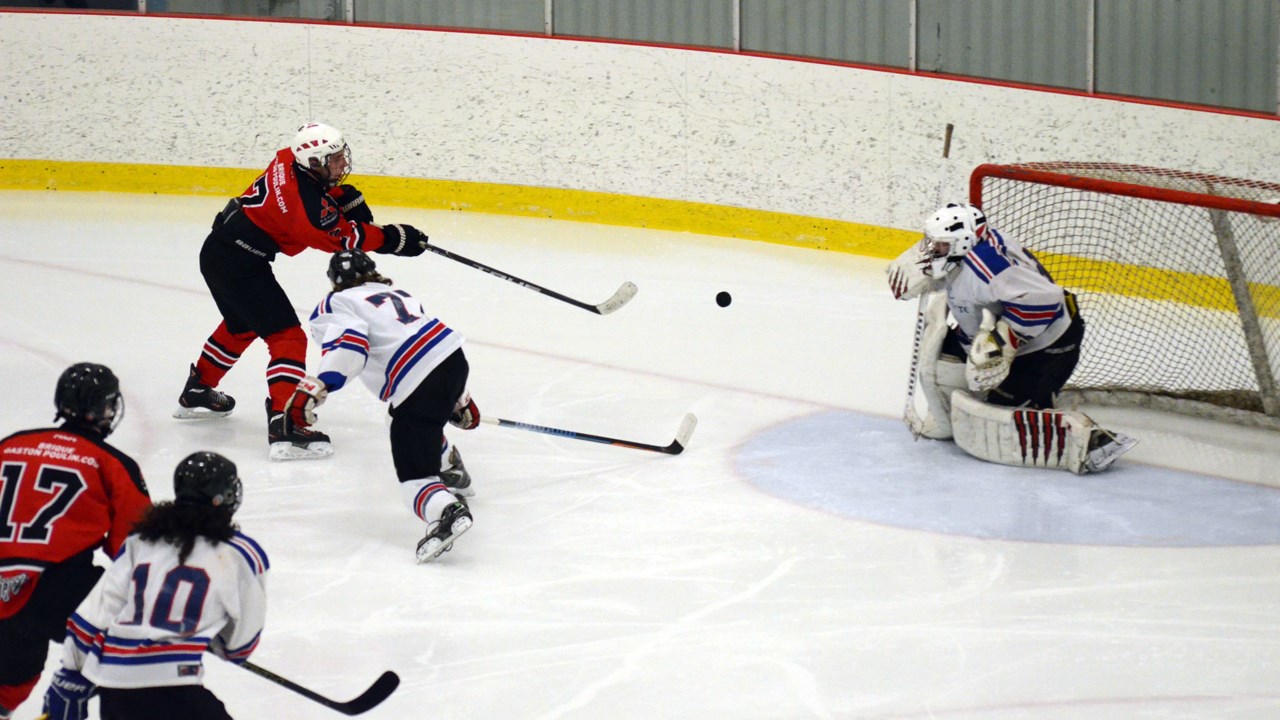 Victoire fracassante du Beauce Mitsubishi Junior A sur le Bar l'Entracte de Beauce-Centre