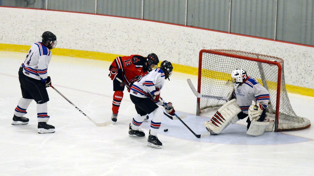 Victoire fracassante du Beauce Mitsubishi Junior A sur le Bar l'Entracte de Beauce-Centre