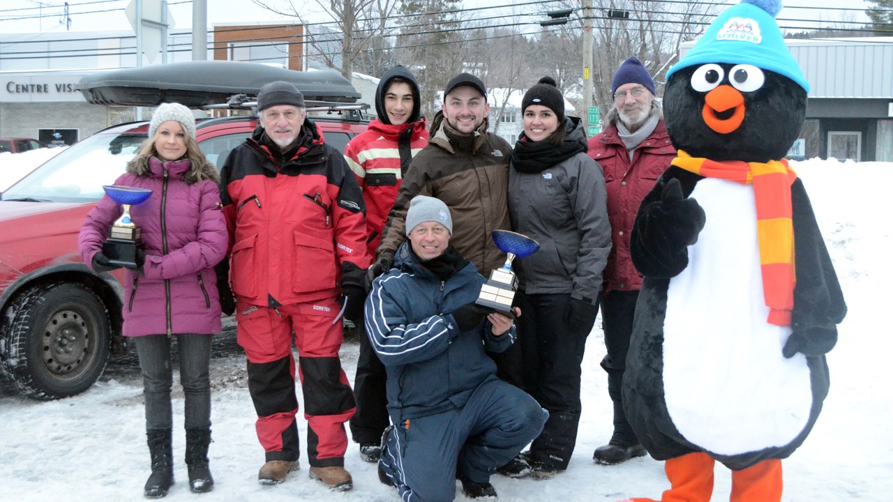Les Beaucevillois démontrent leur talent lors du Concours de sculpture sur neige de la Ville