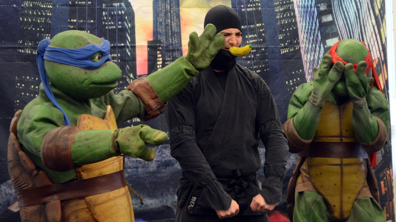 Les Tortues Ninjas attirent plus de 300 personnes à Journée d'alphabétisation familiale