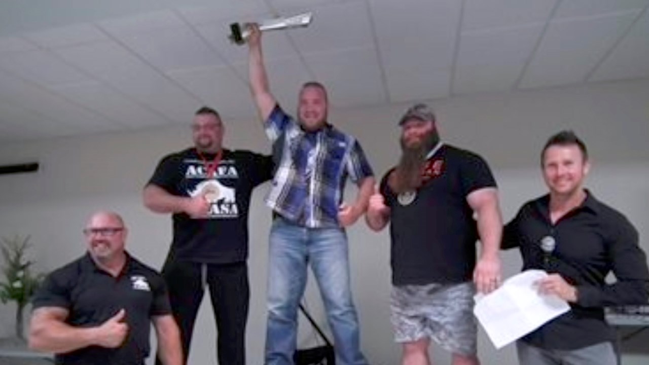 Un homme fort de Saint-Joseph remporte une compétition au Nouveau-Brunswick