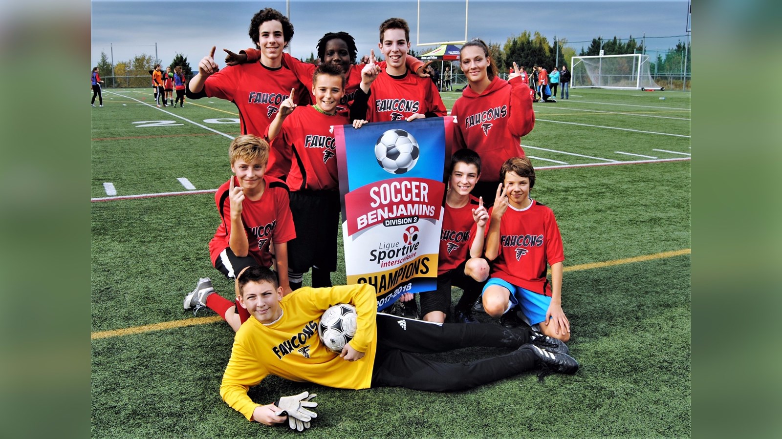 Un tournoi de soccer extérieur rassemble 40 équipes de la CSBE à St-Georges