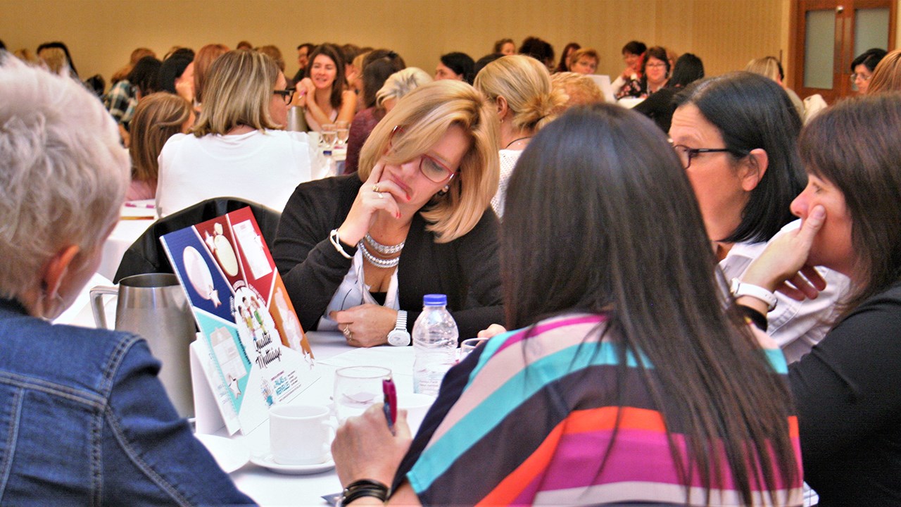 Le bureau coordonnateur du CPE Au Palais des Merveilles de Saint-Georges a organisé un colloque ayant pour thème « Mon milieu, mon multiâge, ma richesse ! » samedi le 28 octobre dernier, au Centre de congrès Le Georgesville.