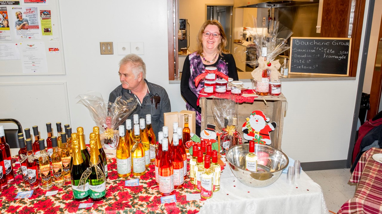 Dégustations et produits locaux au 7e Salon des artisans de Notre-Dame-des-Pins