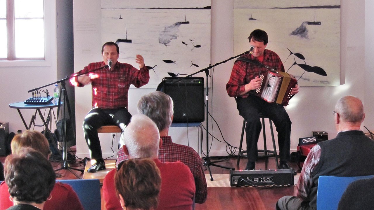 Martin Savoie et Guymond Cyr lors de l'édition 2013 de « Noël au Moulin ».
