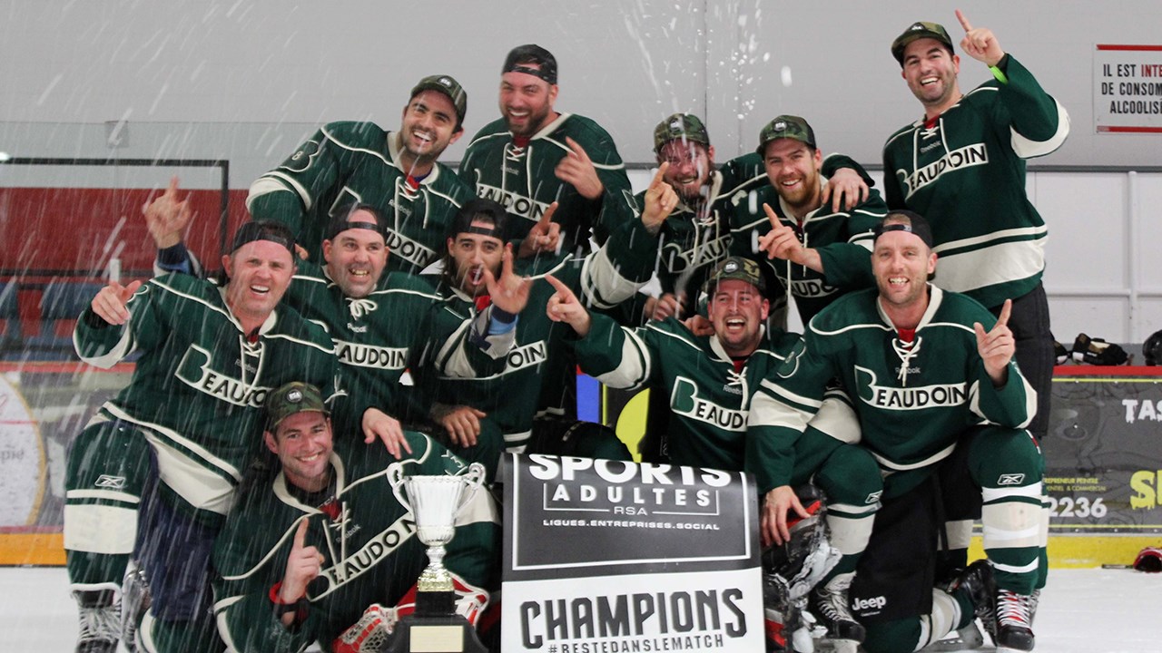 15 entreprises ont participé à la 7e édition du Tournoi de hockey de la Chambre de commerce Bellechasse-Etchemins