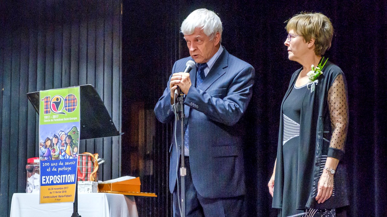 À 16h, le samedi 25 novembre, une messe a été célébrée à l'église Saint-Georges par l'abbé Donald Cliche à l'occasion du centenaire.