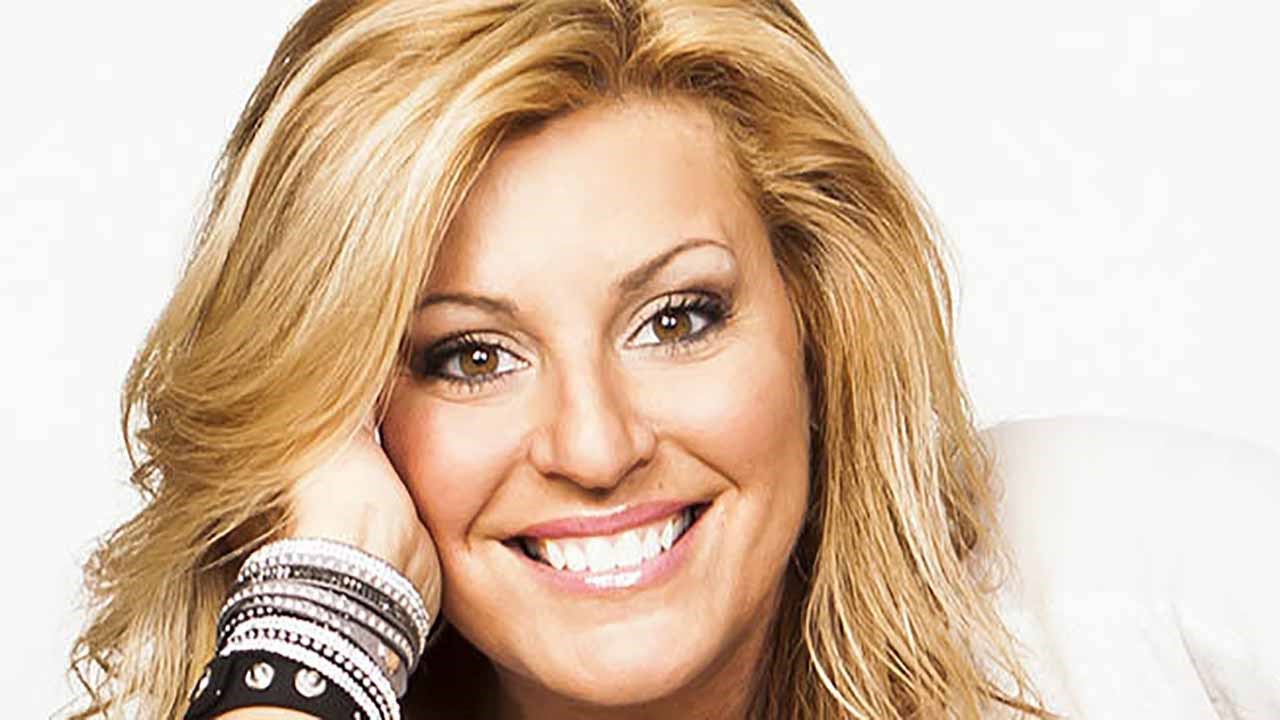 Québec Issime, Beach Bums et Guylaine Tanguay au Nashville en Beauce