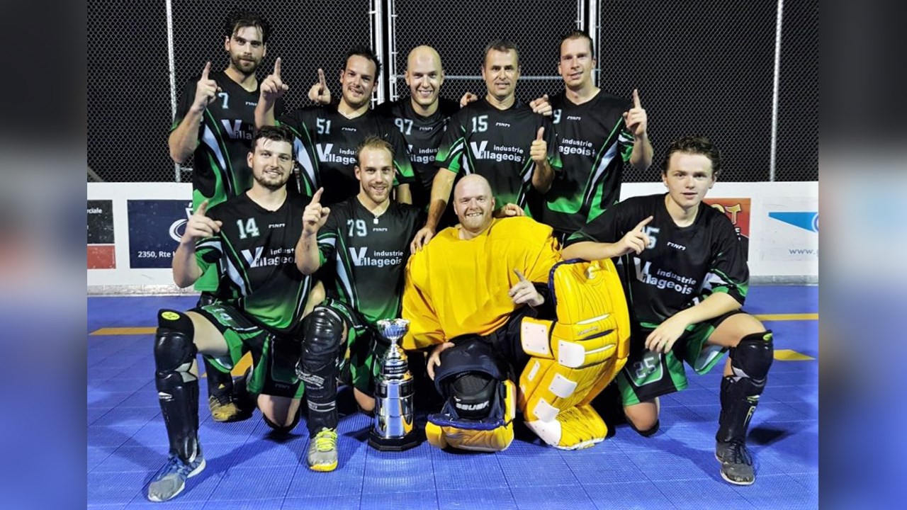 L'équipe Industrie Villageois de la ligue de hockey balle Dek Hockey Saint-Georges a participé au Grand Chelem 3 contre 3 diffusé sur les ondes de RDS à l'émission HockeyQC.ca.