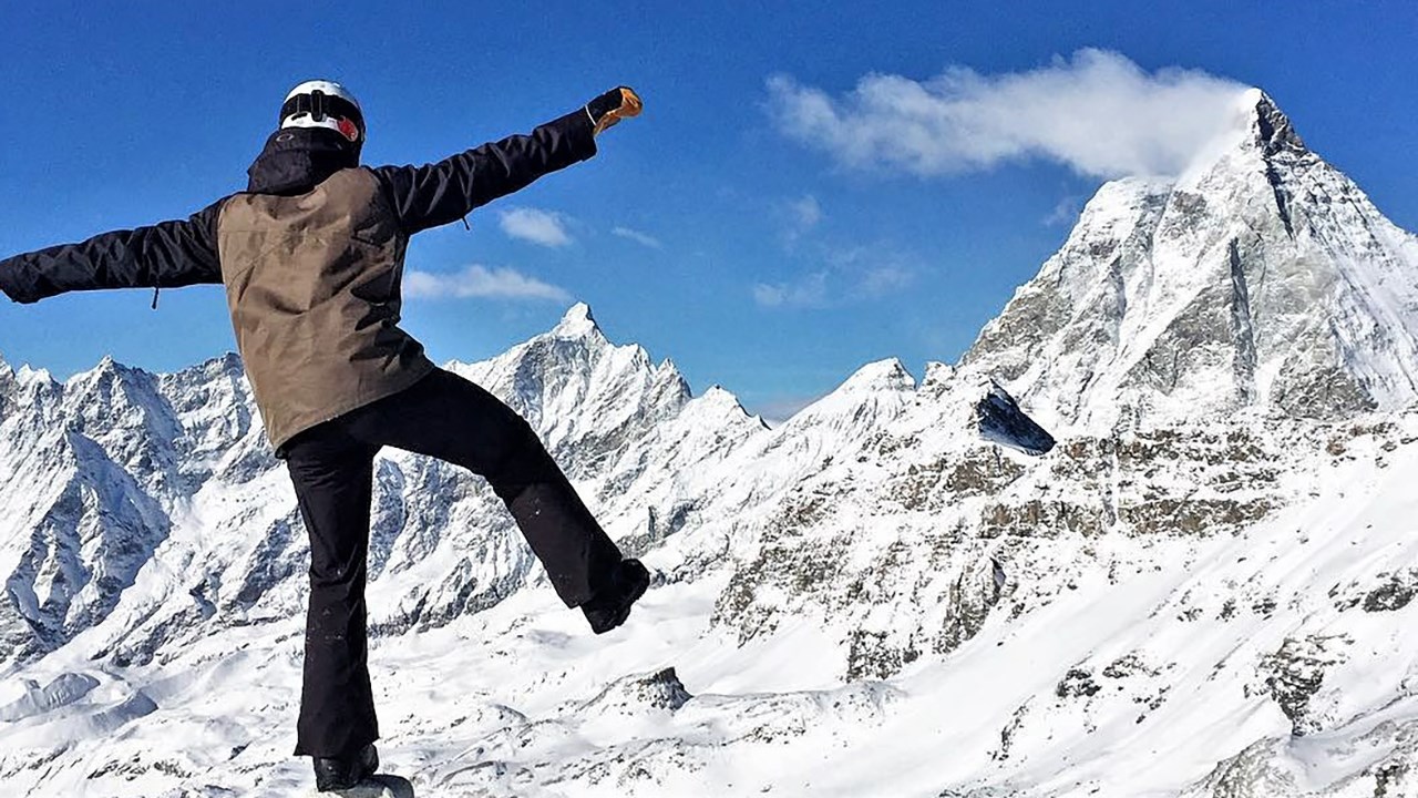 L'athlète en snowboard cross Éliot Grondin, de Sainte-Marie, a obtenu la 26e position à la troisième Coupe du monde à laquelle il a pris part pendant le mois de décembre 2017, soit à Cervinia, en Italie.