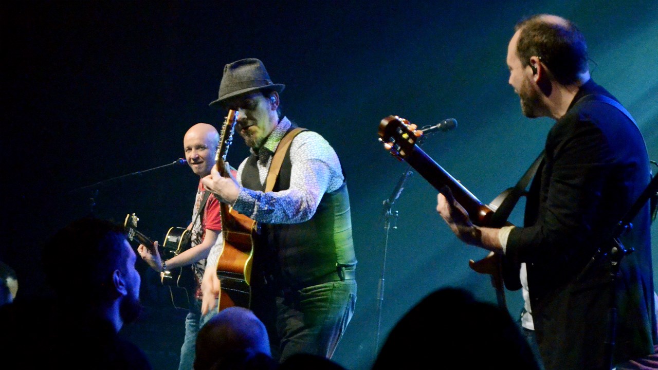 Pierre-Hervé Goulet chauffe le Grand Théâtre en ouverture de Tryo