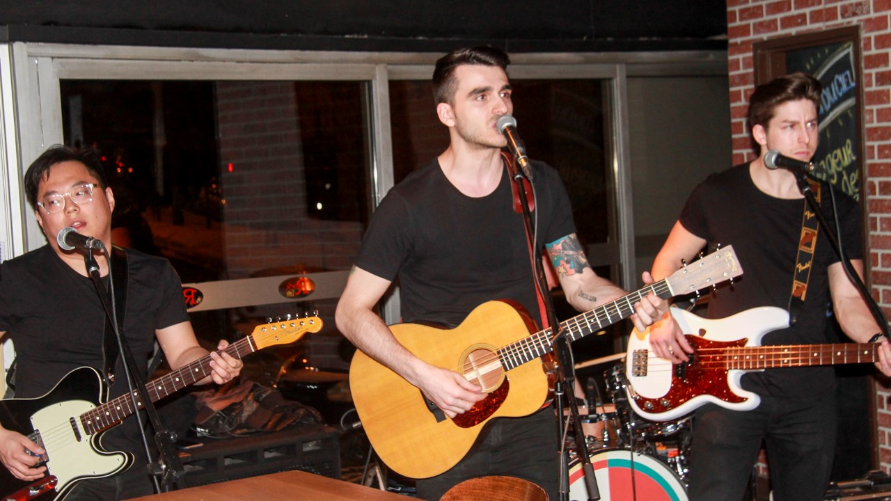 Un spectacle fort apprécié par le public du Rock Café.