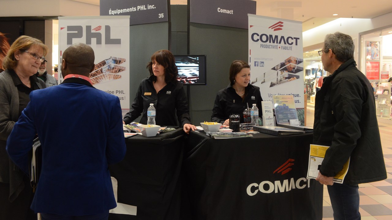 La Foire de l'emploi bat son plein au Carrefour Saint-Georges