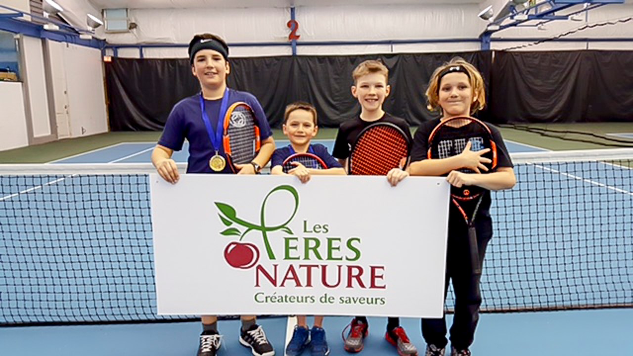 Pas moins de 32 équipes ont participé à la 1ère édition du tournoi de double Les Pères Nature