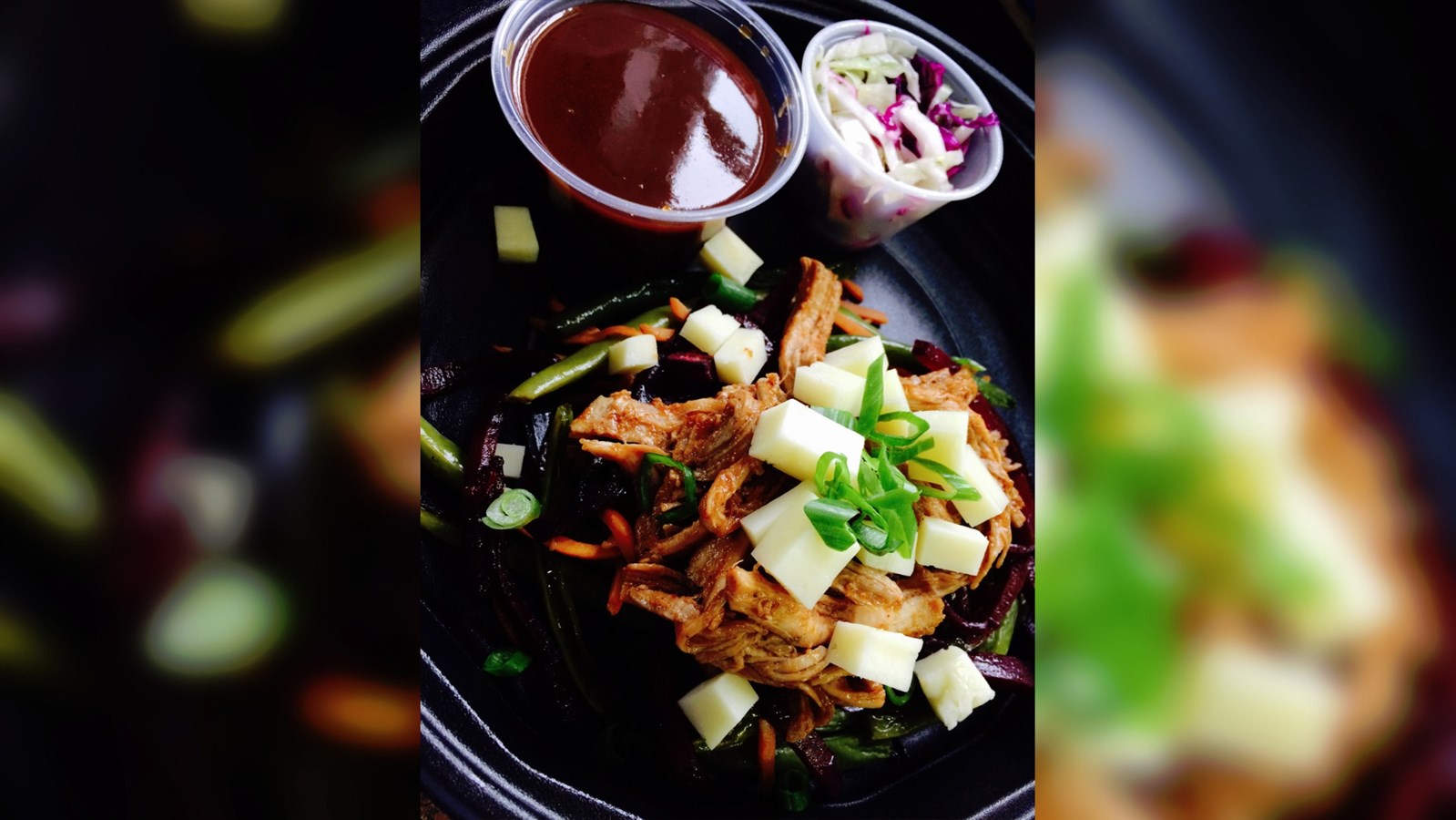 Poutines de légumes rôtis, disponible dans le service de lunchs gastronomiques.