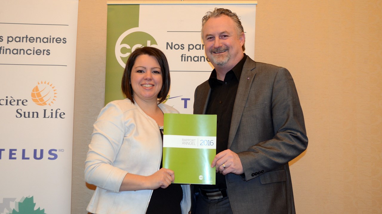 La directrice générale, Hélène Latulippe, et le président, Rémi Fortin, tous deux du CEB, ont présenté les états financiers de l'organisme à vocation économique.
