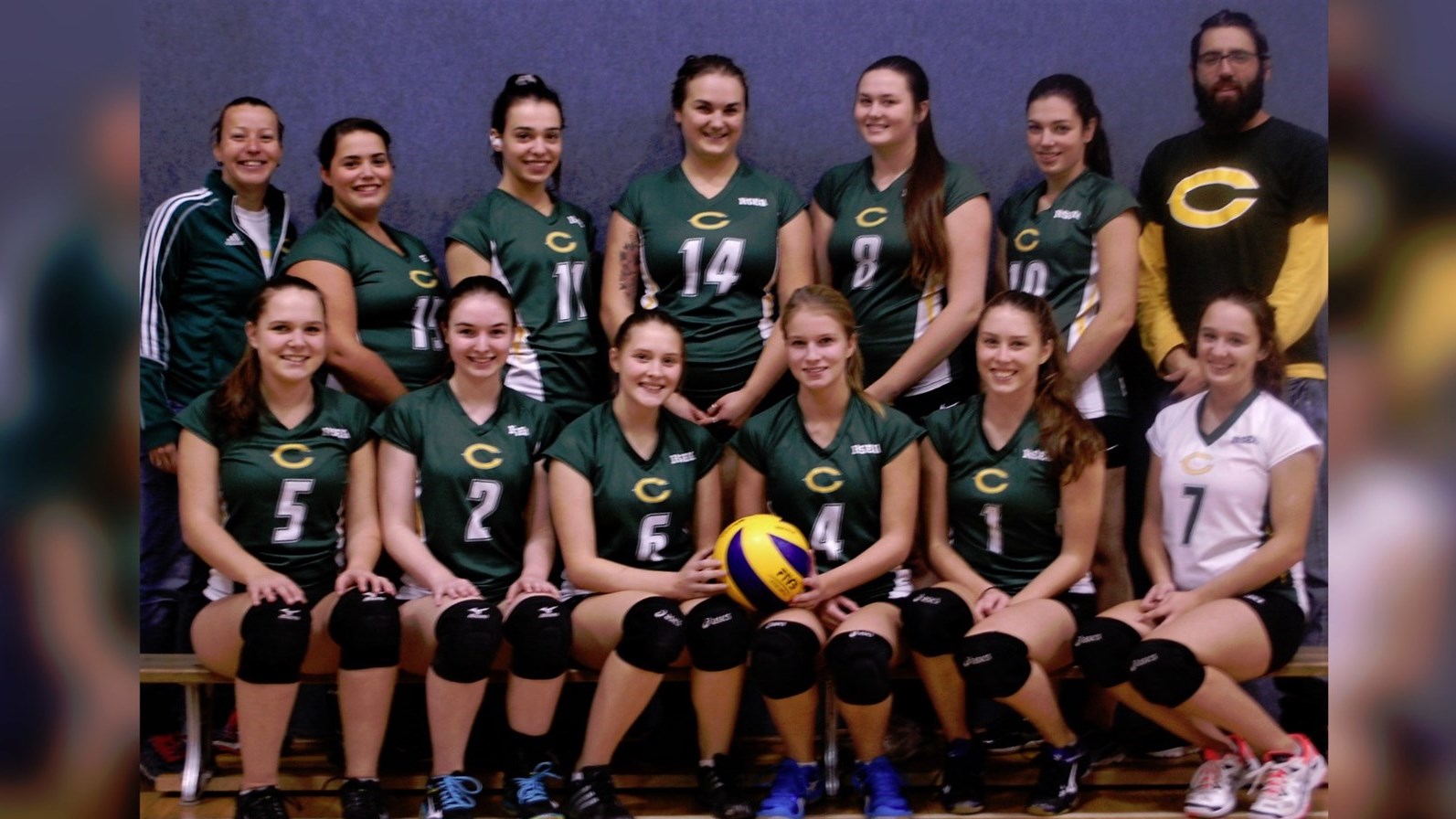 L'équipe de volleyball féminin du Cégep Beauce-Appalaches.