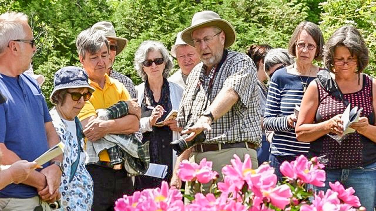 L’auteur et jardinier Larry Hodgson de passage à Saint-Benoît pour une conférence en horticulture