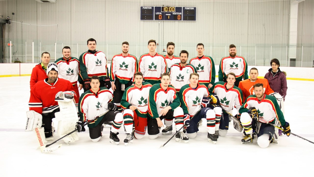 La CSBE s'incline en demi-finale au Rendez-vous provincial de hockey