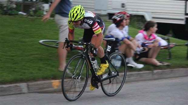 Le cycliste David Drouin de Saint-Prosper.