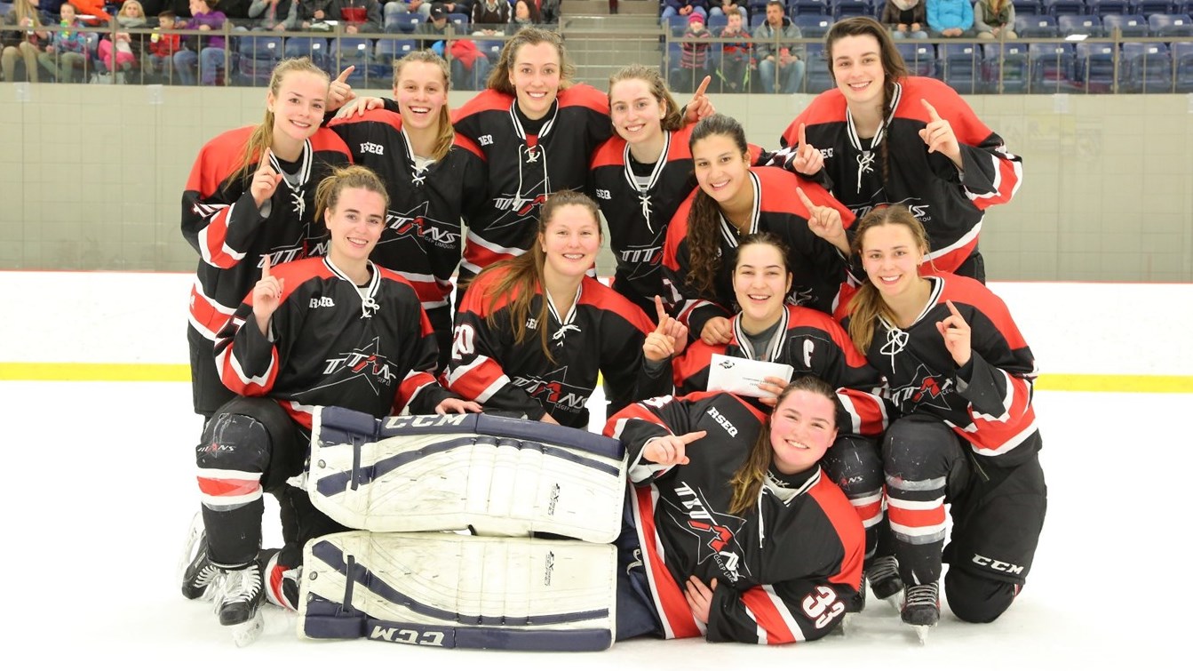 Les Titans ont gagné la finale A contre Go Hockey au compte de 4-2.