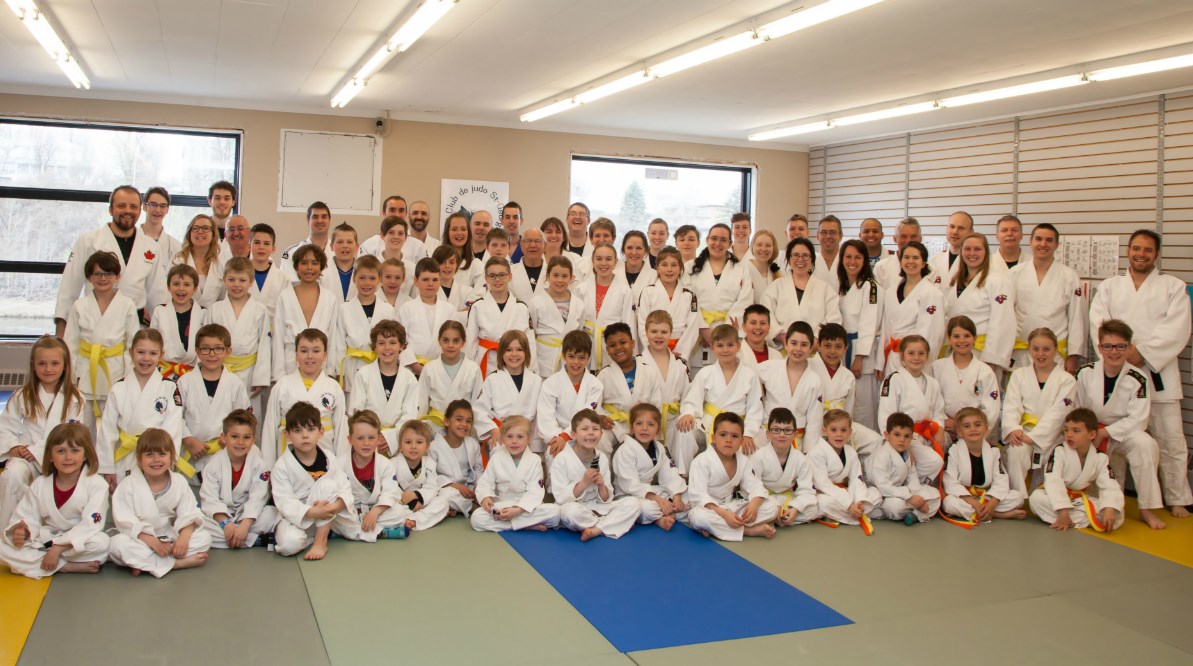 Plus de 80 judokas étaient présents à la fête de fin d'année. C'était une belle occasion souligner les progrès accomplis au cours de la dernière année.